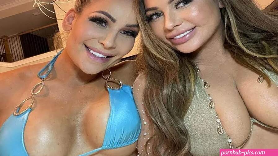 SEXY LESBIANS JENNI NEIDHART NATALYA BIG BOOBS VORE