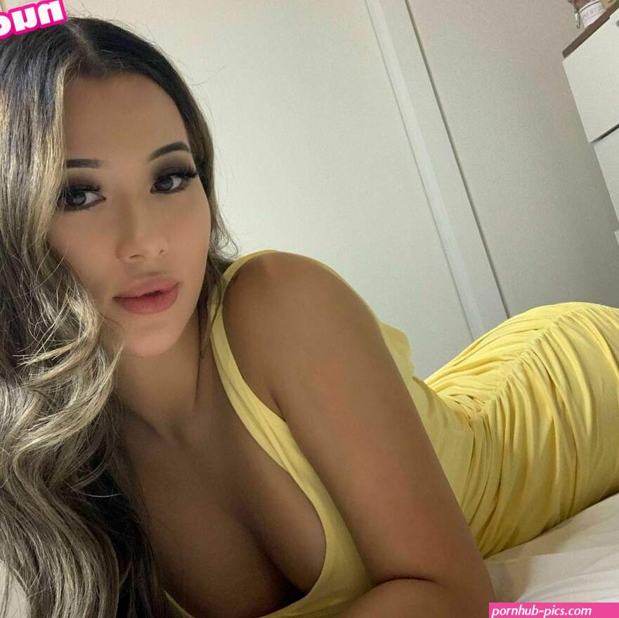 babymukki victoriamezei Nude Leaks OnlyFans
