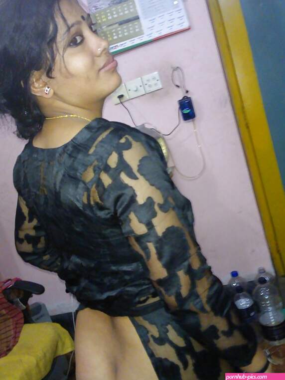 Bangali Bhabhi Naked