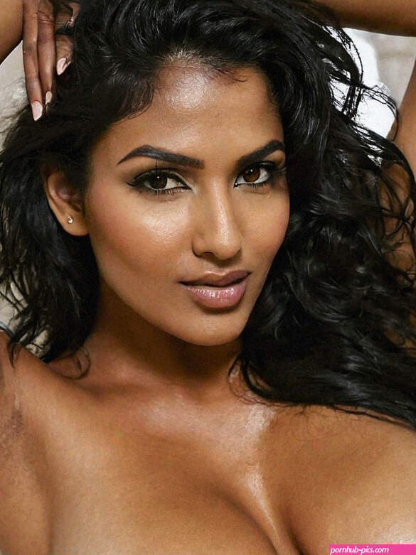 Fifty Shades of MILF: Big-Boobed Indian Pornstar Gets Horny Messy in the Bathroom