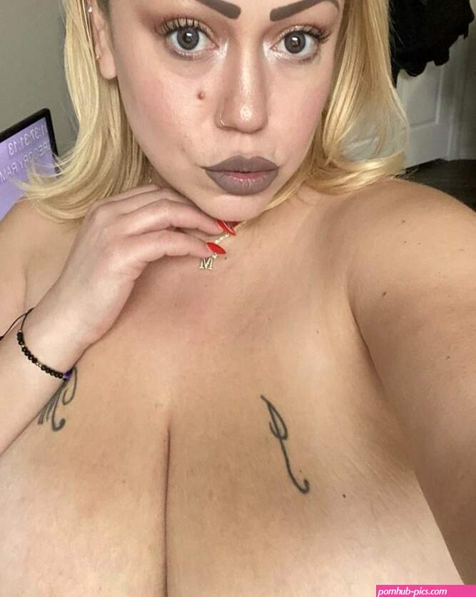 Mexicomilkers Latina busty milf Mzpussycat187