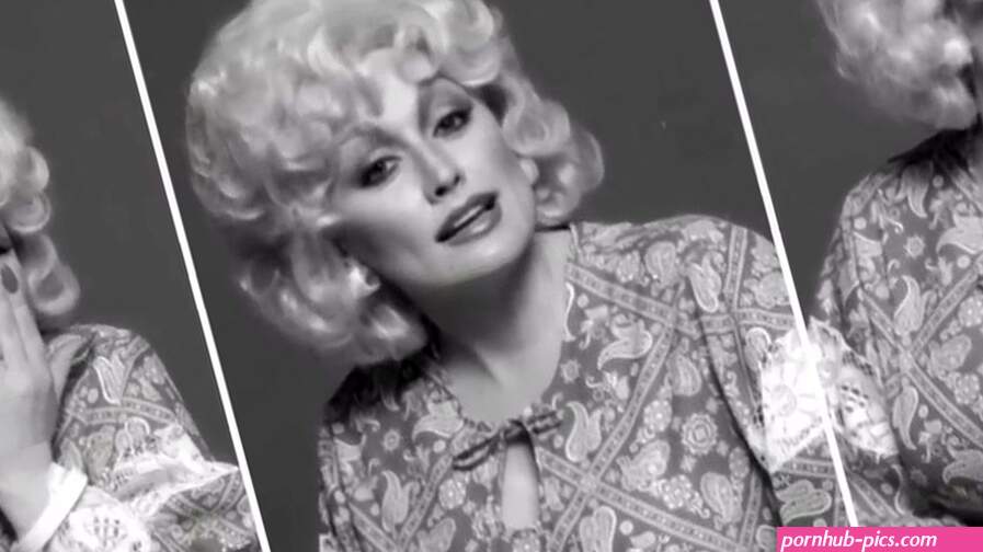 Dolly Parton Naked in Public video