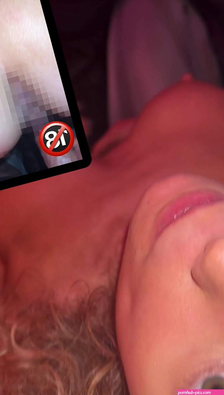 Watch online Yololary aka yololary OnlyFans Video