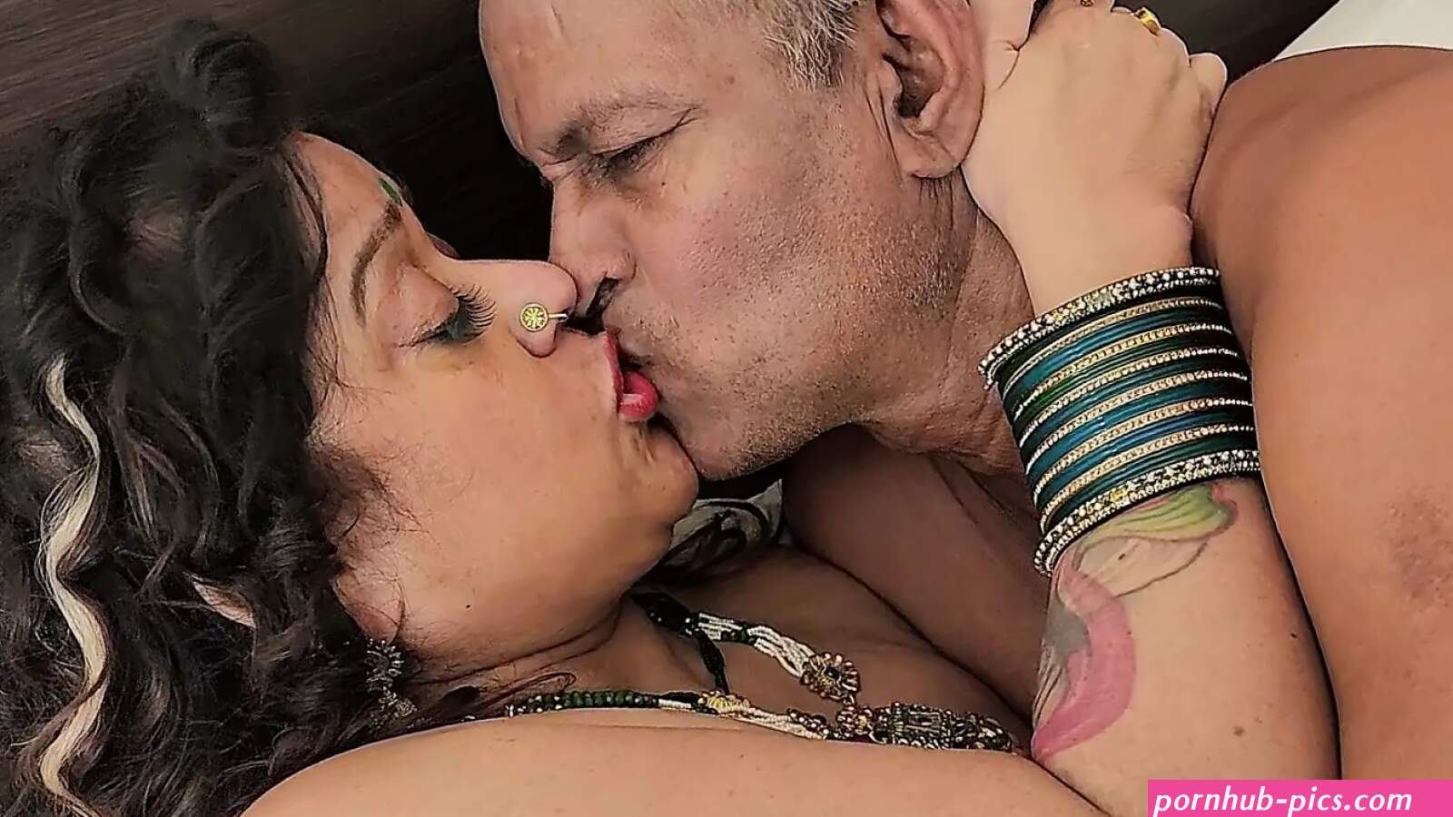 Indianold Man Sex with Aunty Desi Old Aunty Need Sex Hindi Audio