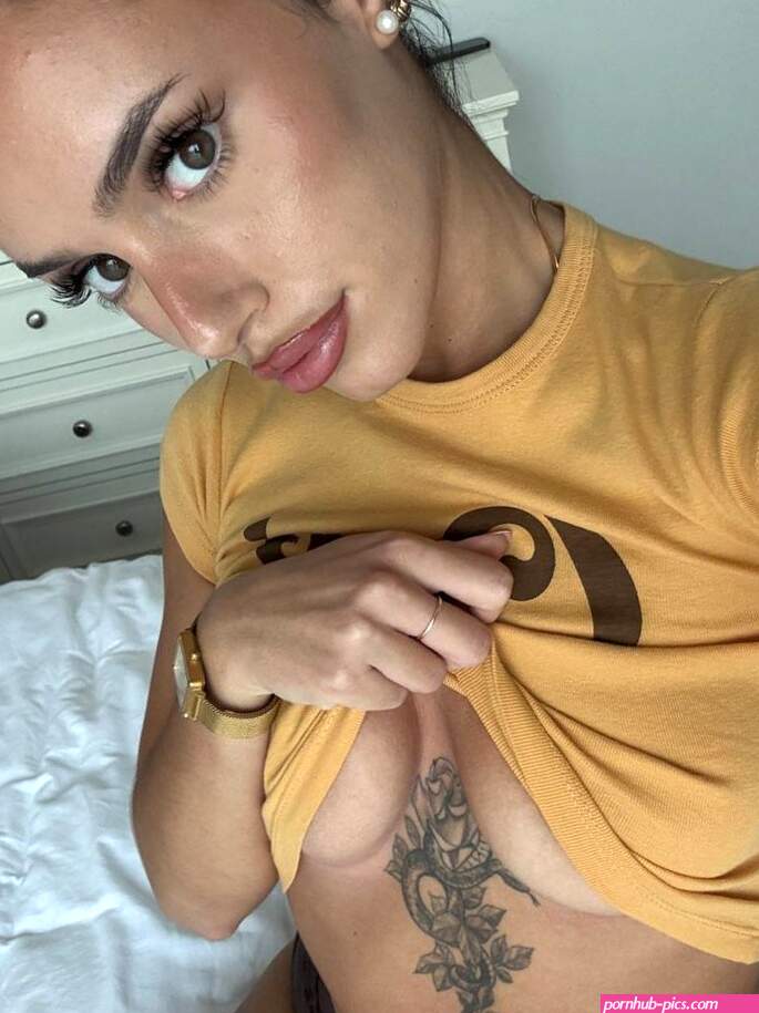 shellylove shellyluvxo X