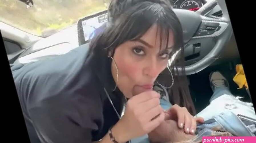 Uber-Fahrer lsst sich von mir einen leckeren Blowjob geben