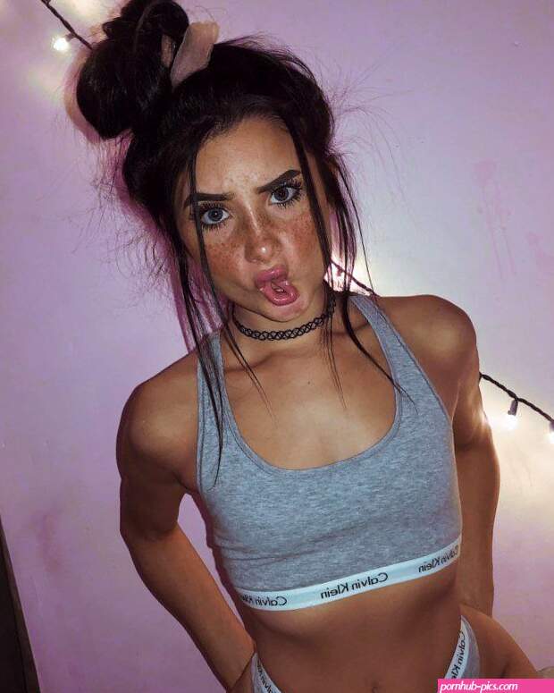 Macks Jones Just Turn 18 Onlyfans... Album link in Comments