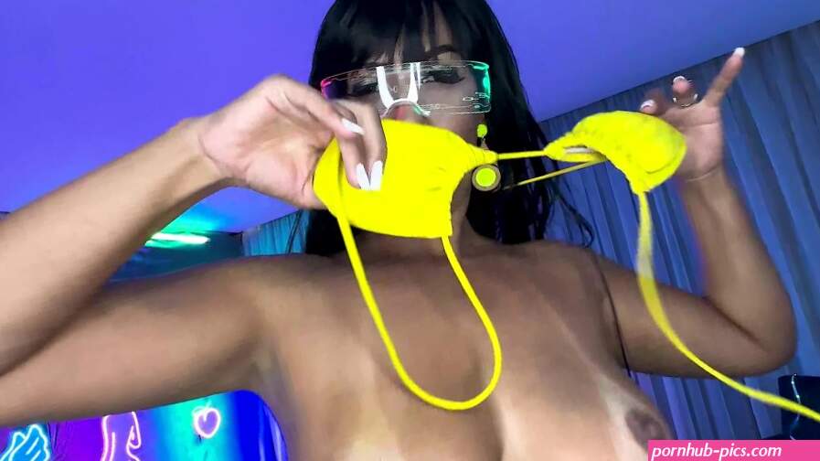 Mayse Anal Fist Fucked streaming video at Private VOD Store with free previews.