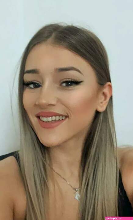 Giuly Ita Nude OnlyFans Leak Picture dBnbbFB1Cn