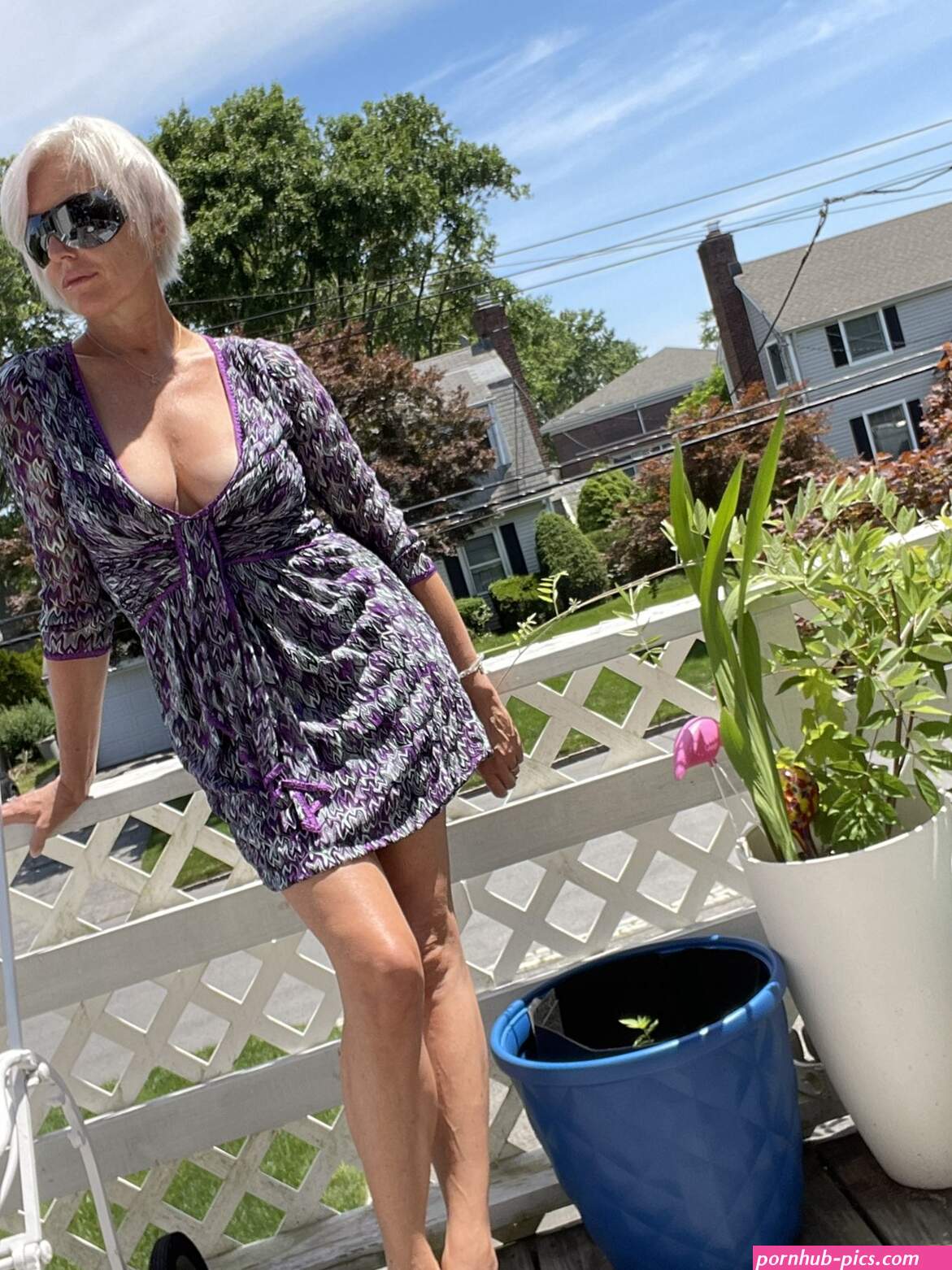 TheGoldenGilf on X: Fuck gardening gilf milf olderwoman mature onlyfans model sexy love feet like lingerie footfetishnation photography fitness tiktok