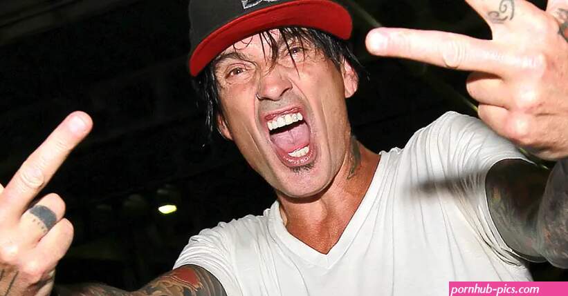 Tommy Lee Flashes His Famous Manhood Decades After Pam Anderson Tape