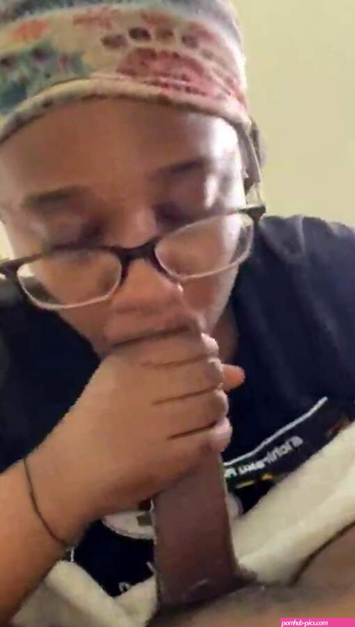 Vicky hyuga sucking dick