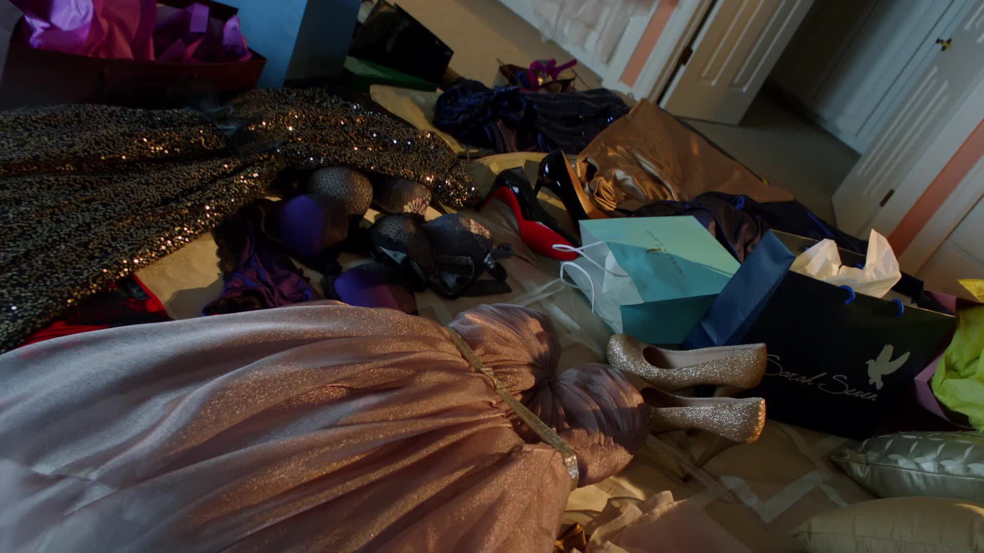 Nude Scenes: Amanda Schull in Grimm