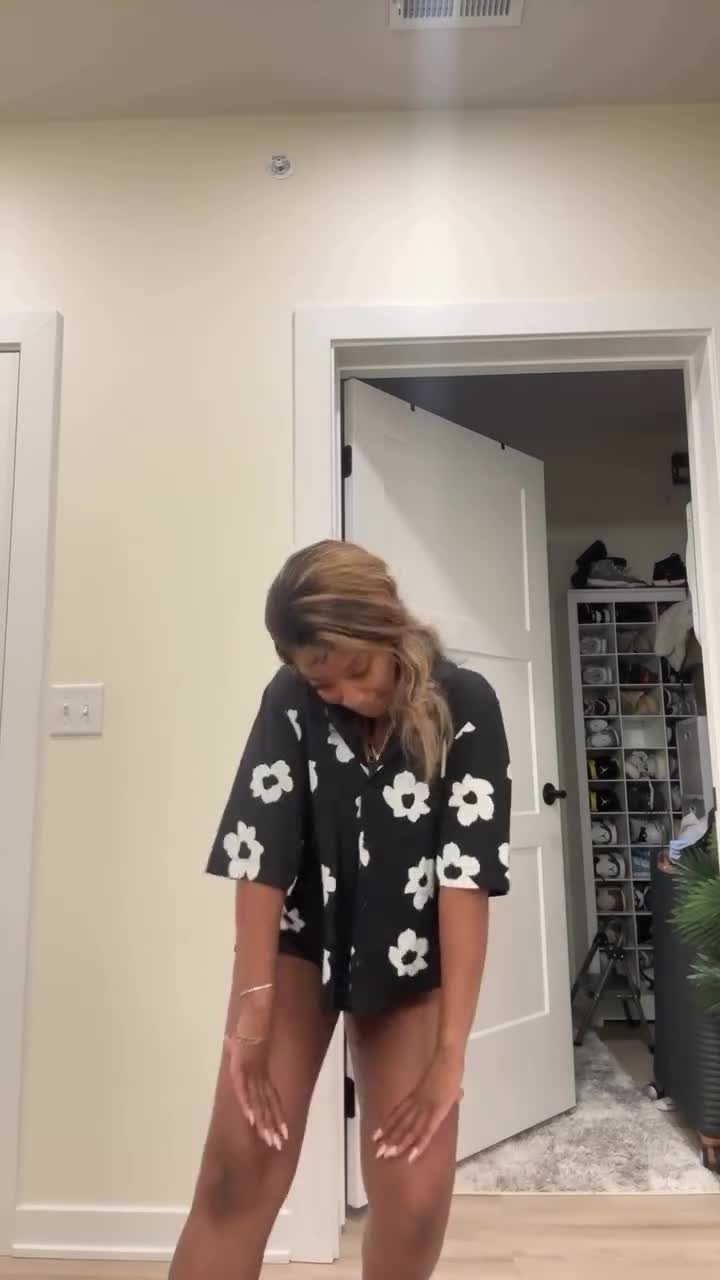 Kelly Bhadie from USA