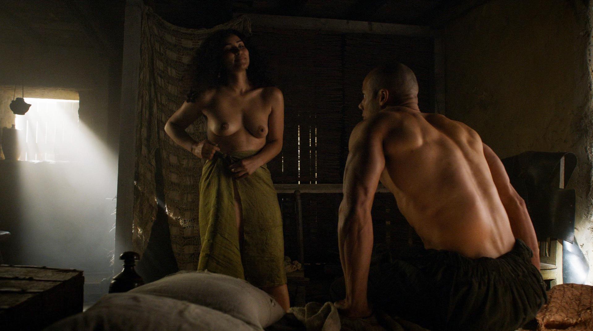 Nude video celebs Actress Emilia Clarke