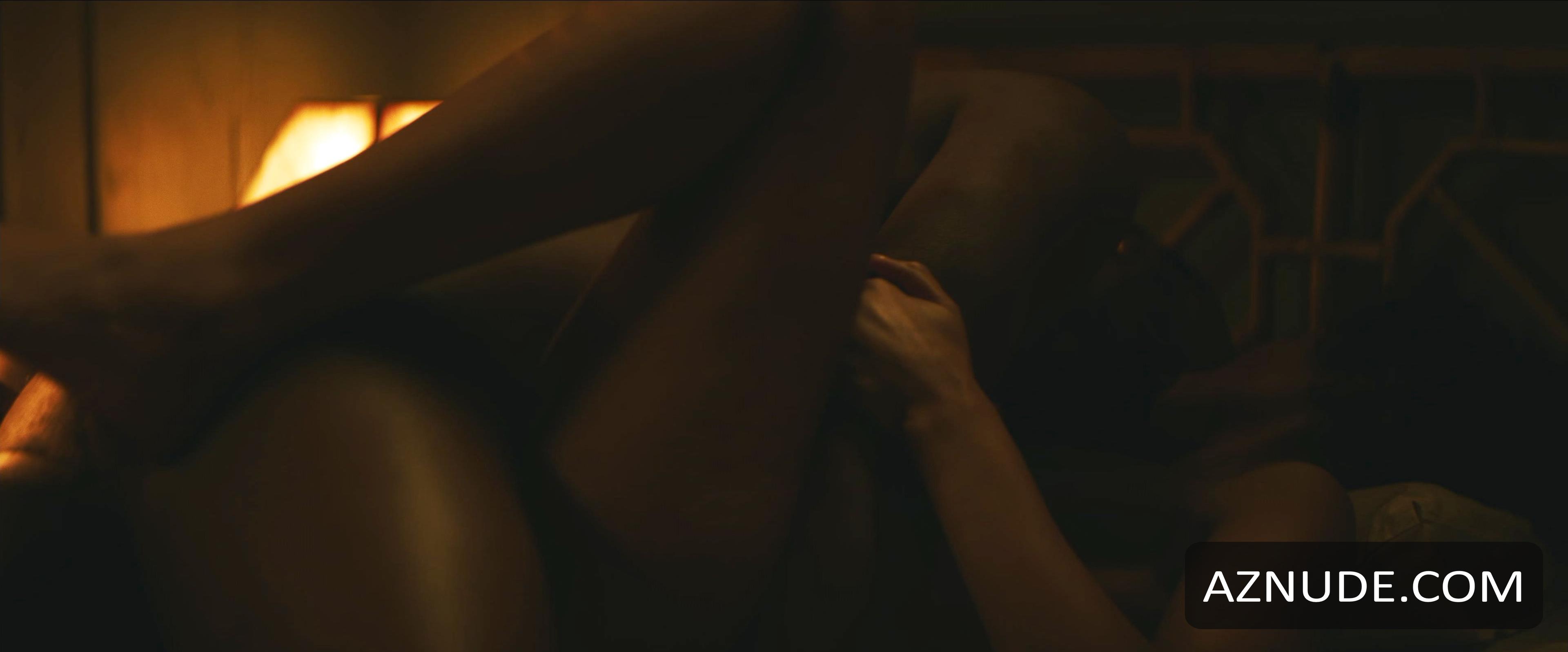 LAKEITH STANFIELD Nude