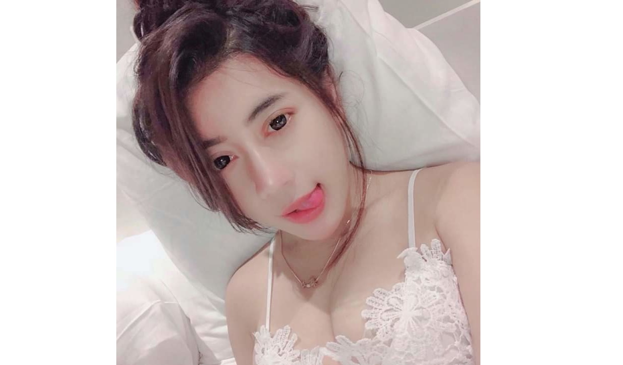Cerita Sex Menikmati Memek Ibu Kost
