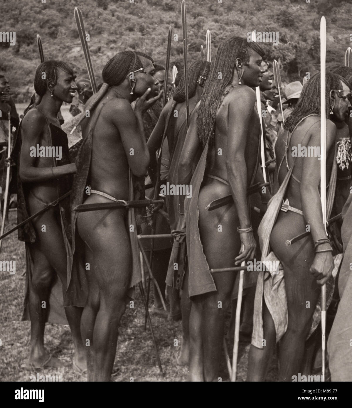 Masai war hi-res stock photography and images