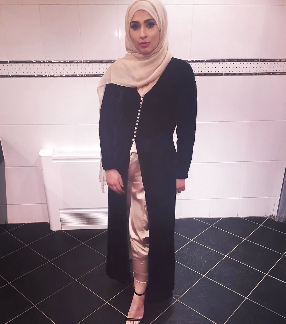 British UK PakI Hijabi Milf Rukhsar