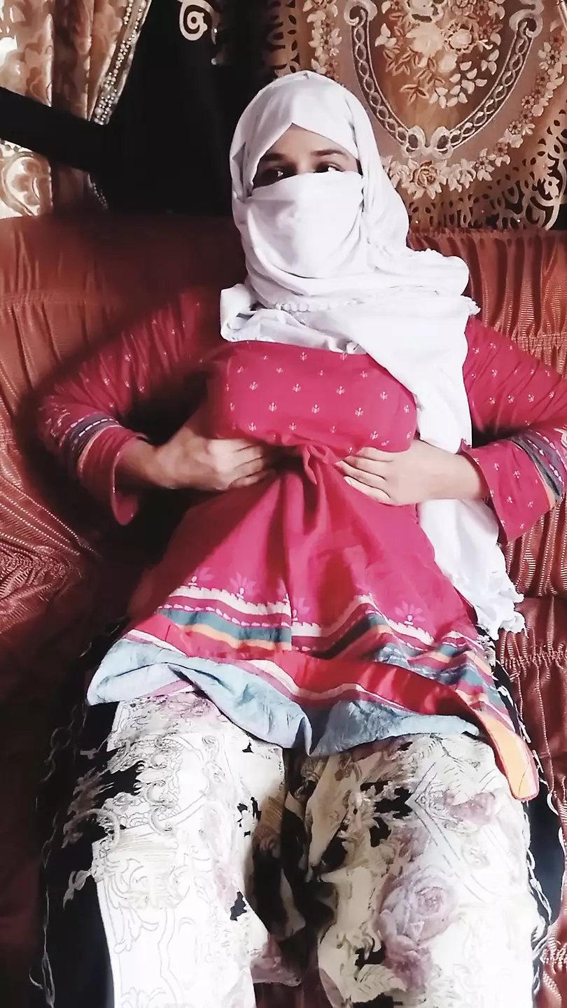 Desi Pakistani Muslim Hijab Girl: BBW Porn