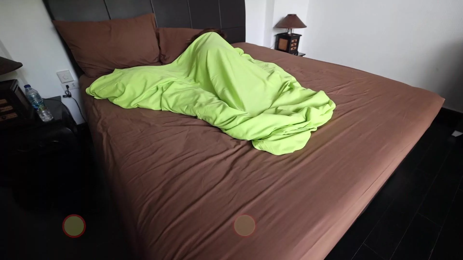 Applenoodee Thai Whore Getting Pussy Licked Till Cream Drip And Got Hard Fucked On Bed Onlyfans