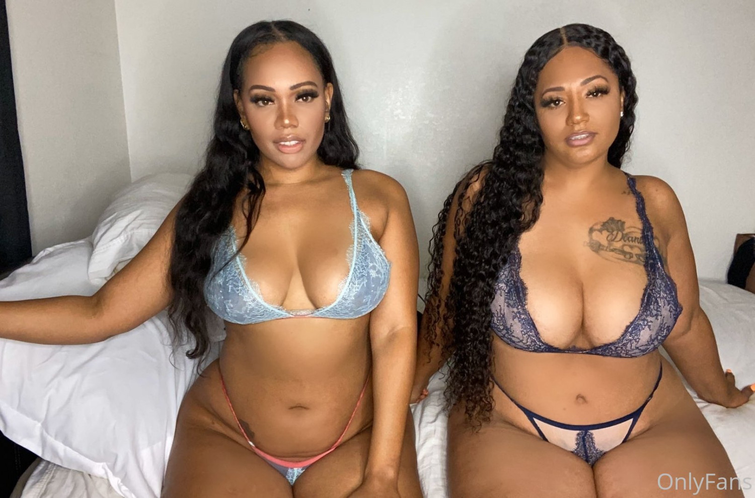 Busty Lesbians Onlyfans