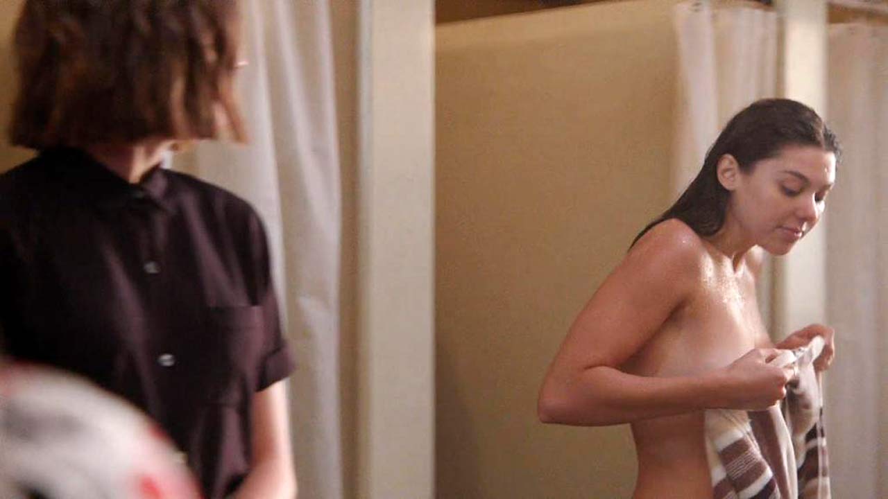 Kira Kosarin Nudes And Porn Leaked!
