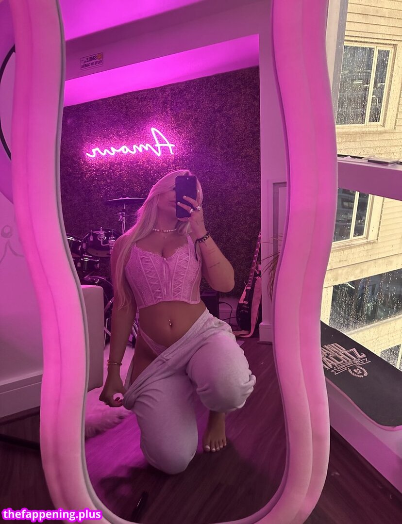 Katerina Carney Nude OnlyFans