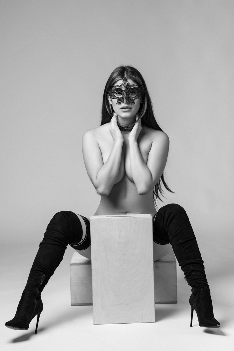 Nude Photography by Yuliya Panchenko