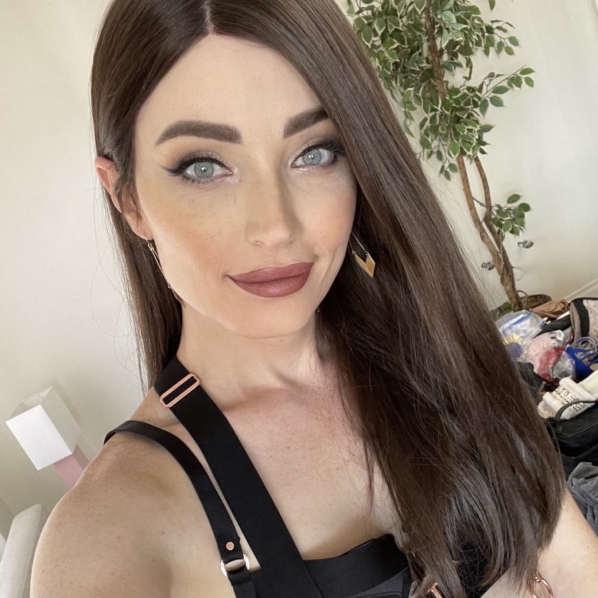 Best Ladyboy OnlyFans Accounts Top Hottest Models