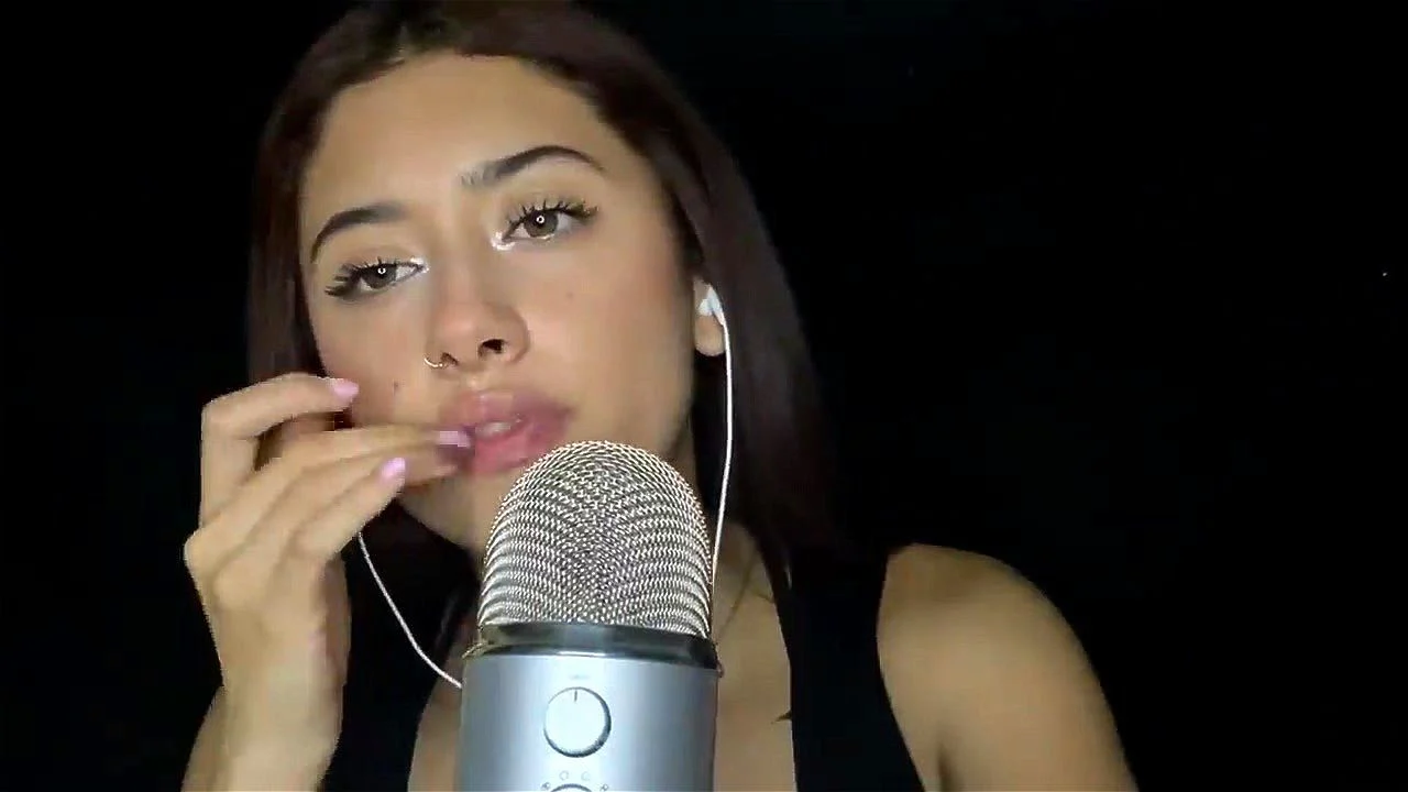 Mira lia asmr