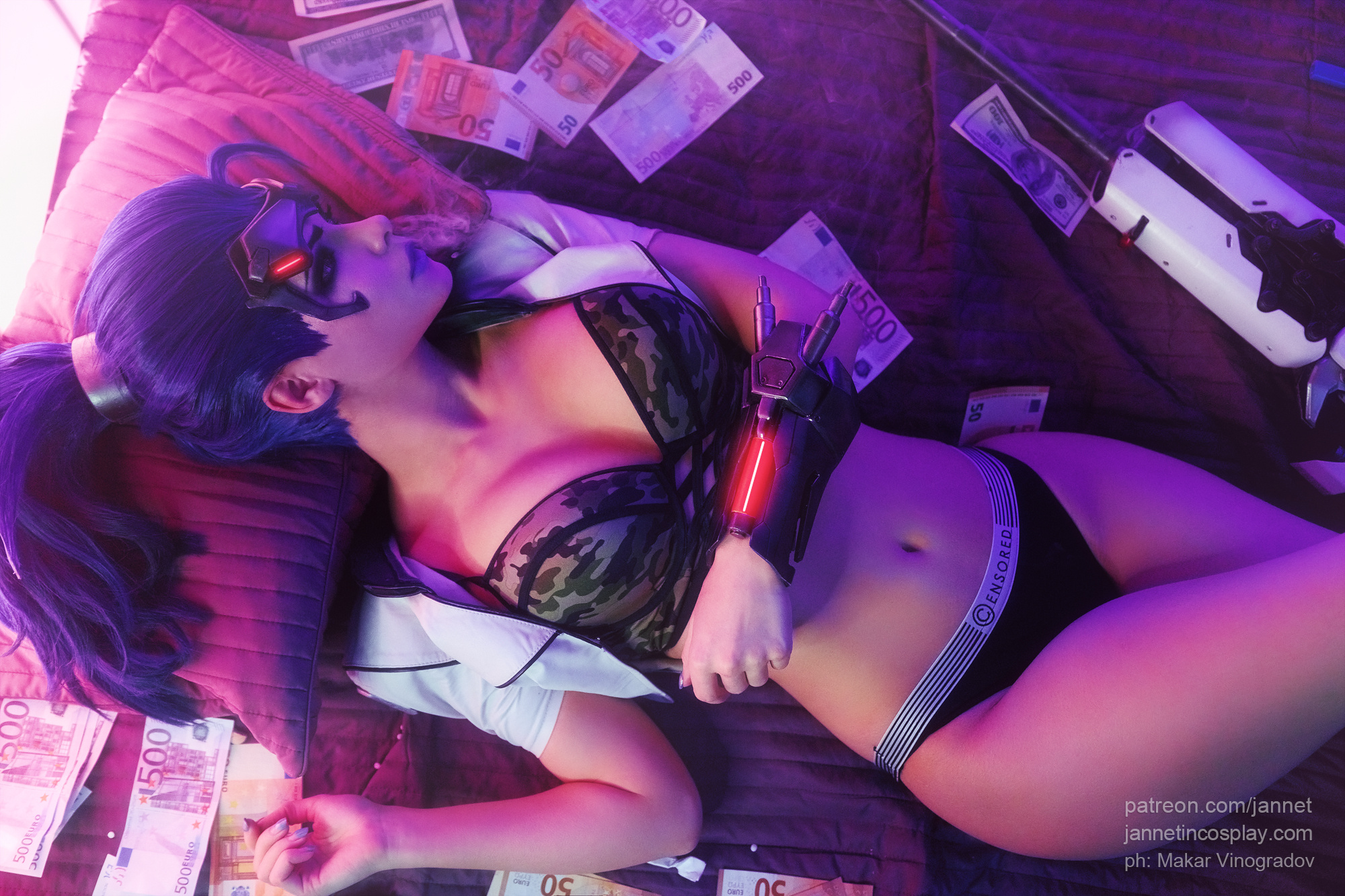 Wallpaper : cosplay Jannet Vinogradova money curvy natural boobs big boobs panties Widowmaker Overwatch 2000x1333
