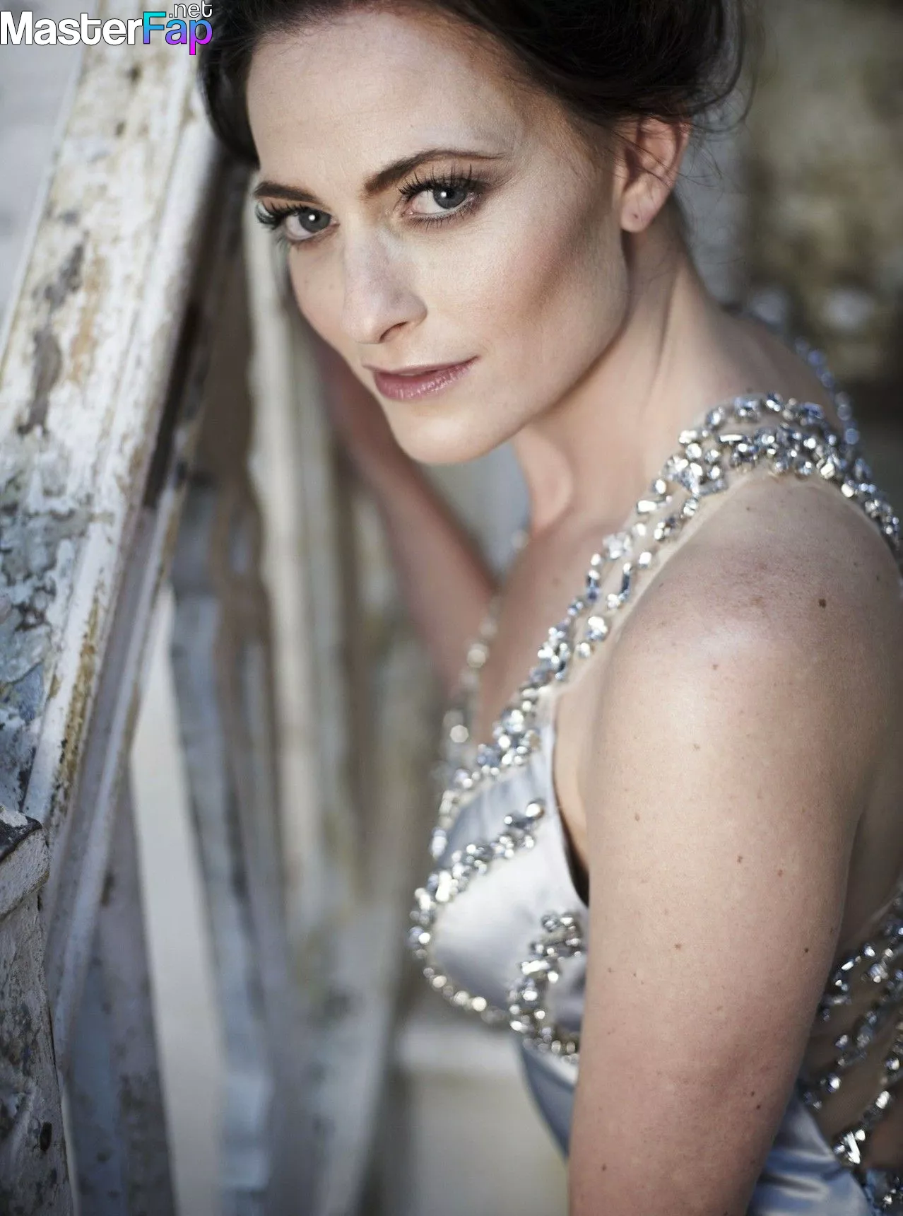 Lara Pulver Free Nudes Album 34 Pictures