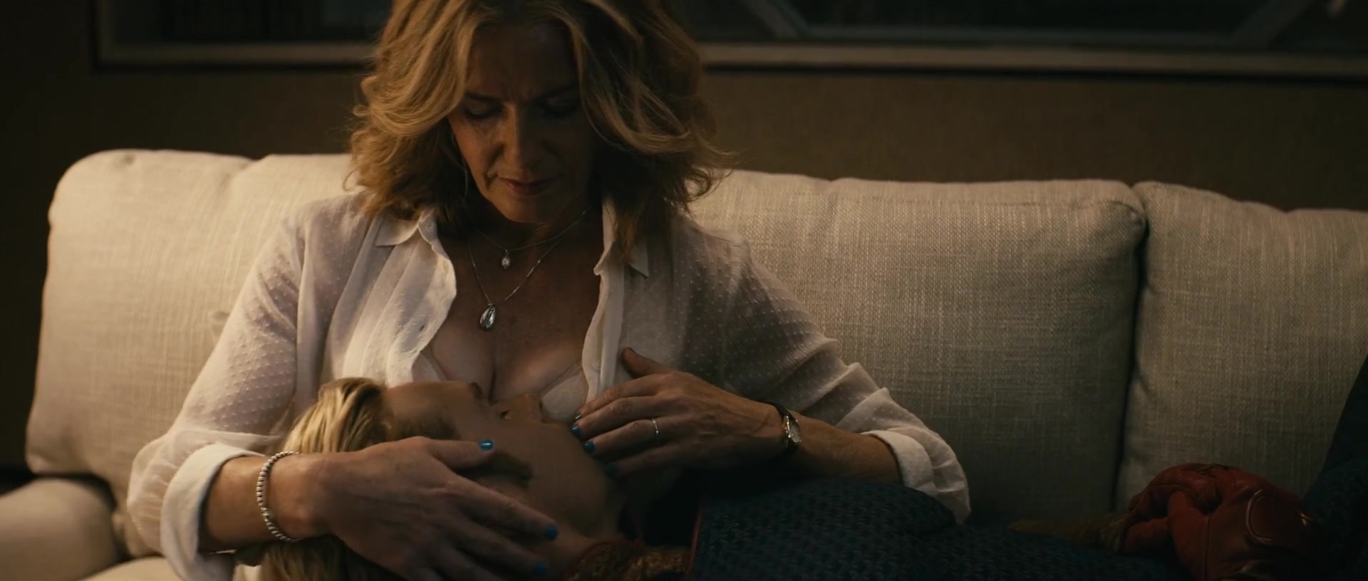 Elisabeth Shue Brittany Allen