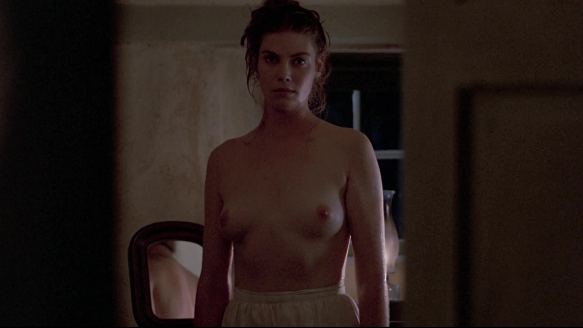 Kelly McGillis