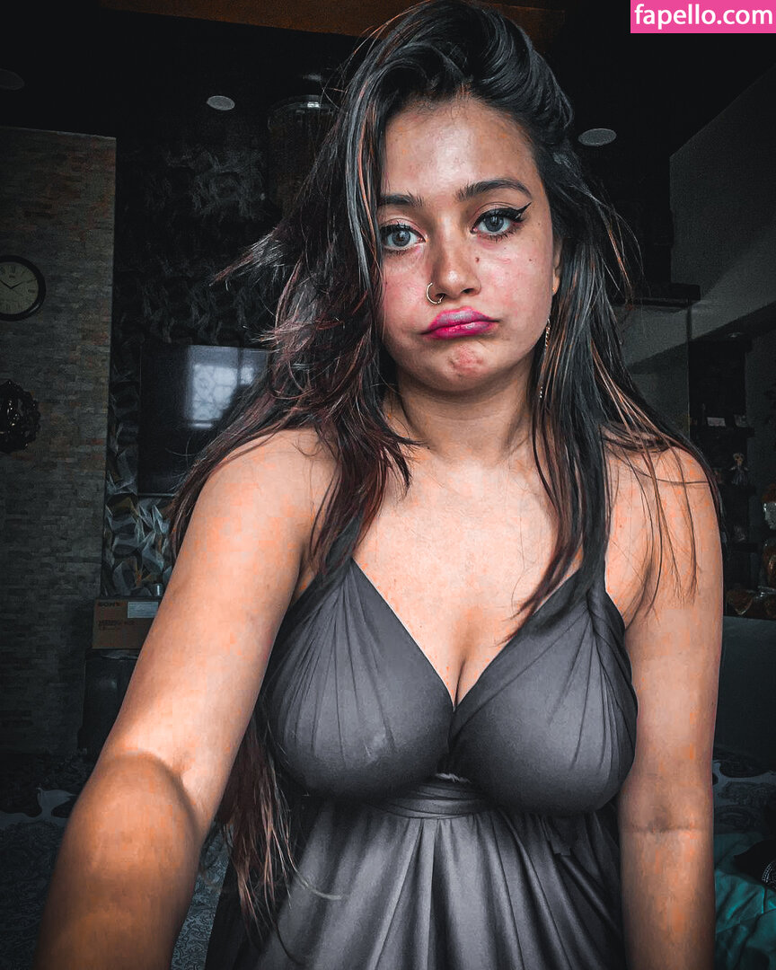 Rimpi31 Sneha Karmakar Nude Leaked