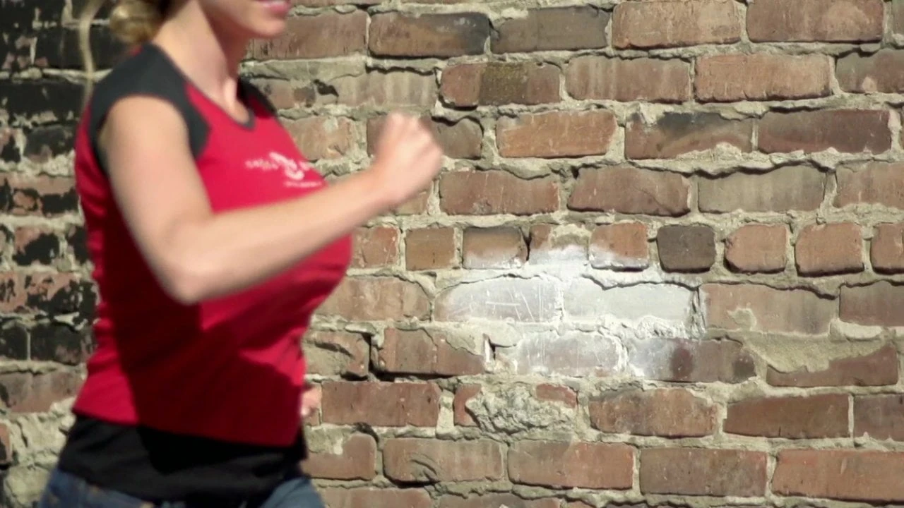 Kari Byron Running in Slow Motion: Babe Porn
