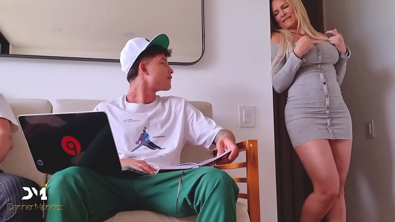 Creampie with my stepmom while my step dad is next to us