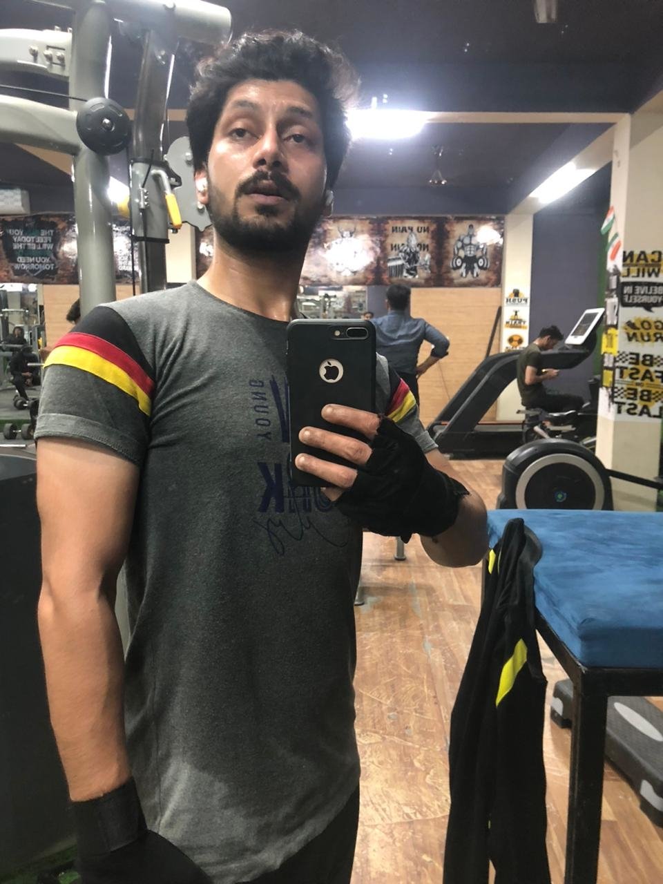 Akshat Indian Male escort in New Delhi
