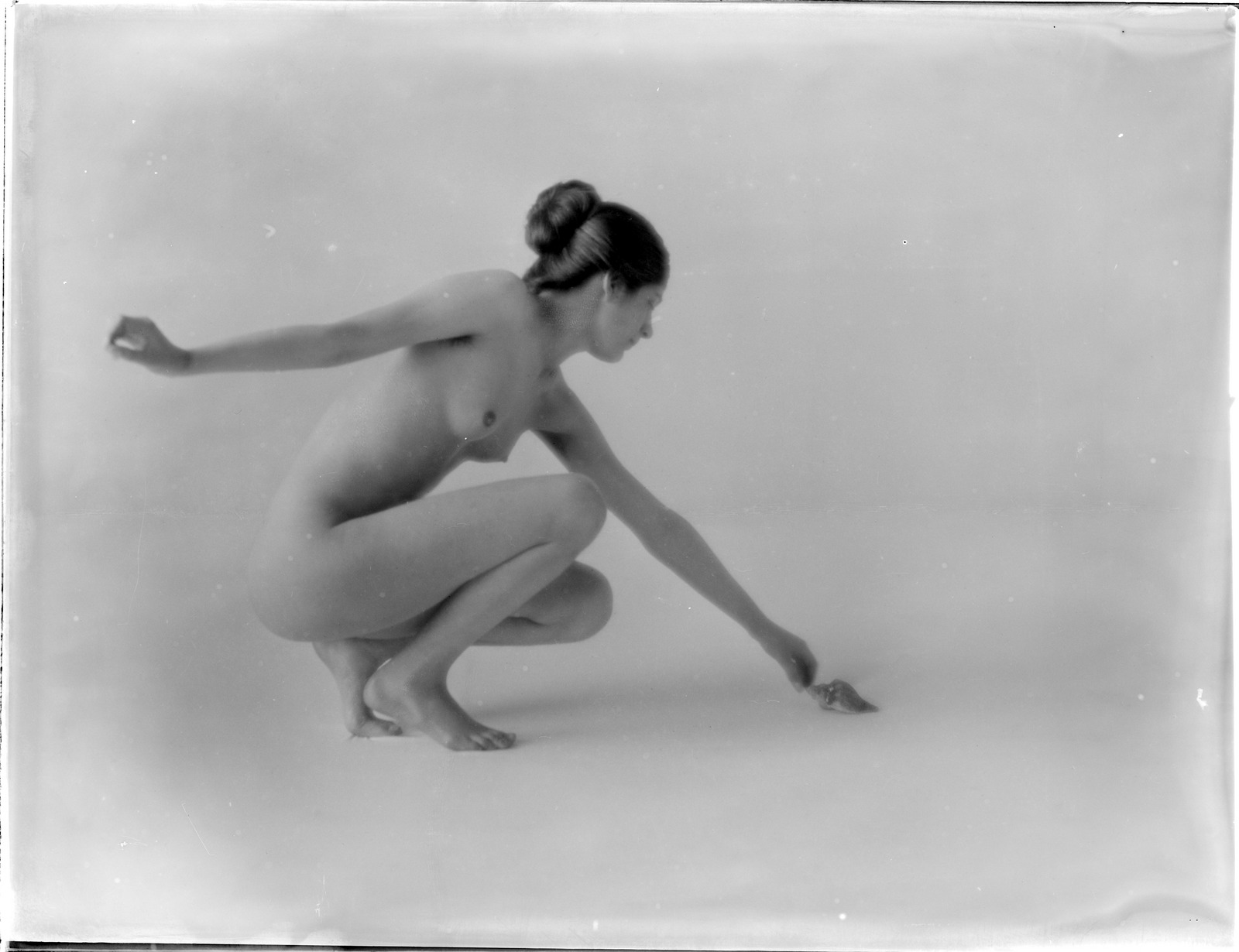 Nudes by Ruth Hollick