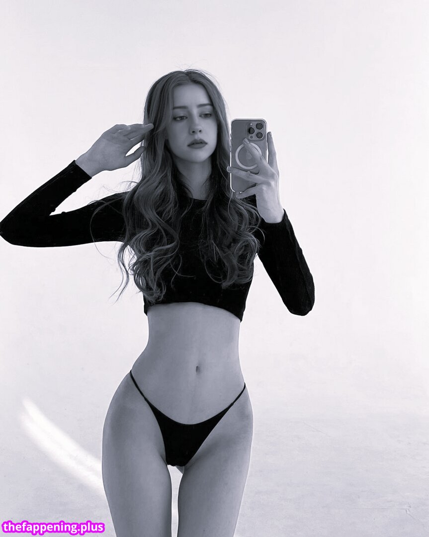 Mira Szalma Ai Porn mira.004 OnlyFans 16