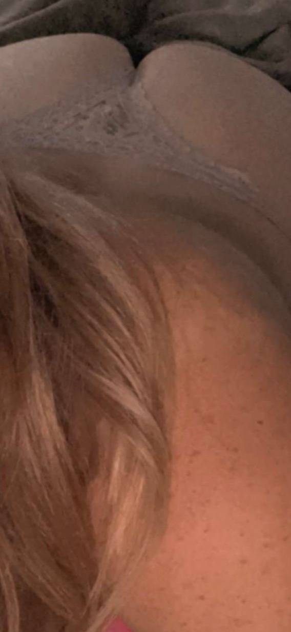 Descubre a Paola Calderon en OnlyFans