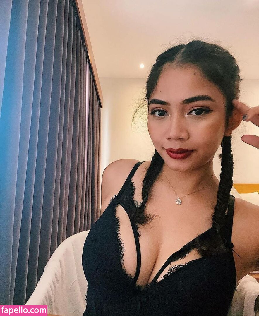 Paola Calderon 7