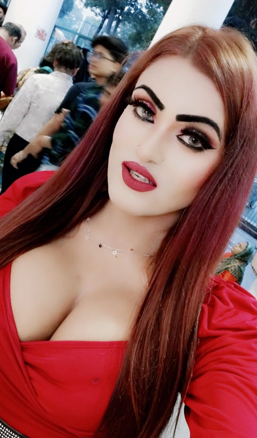 Bigboobs sexyriya Indian Transsexual escort in New Delhi