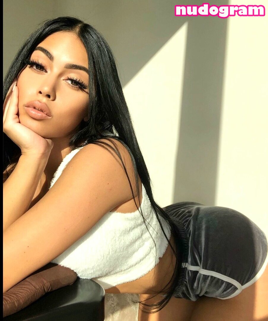 Sherry Foreign sherryforeign sherrymacallen Nude Leaks OnlyFans Photo 16