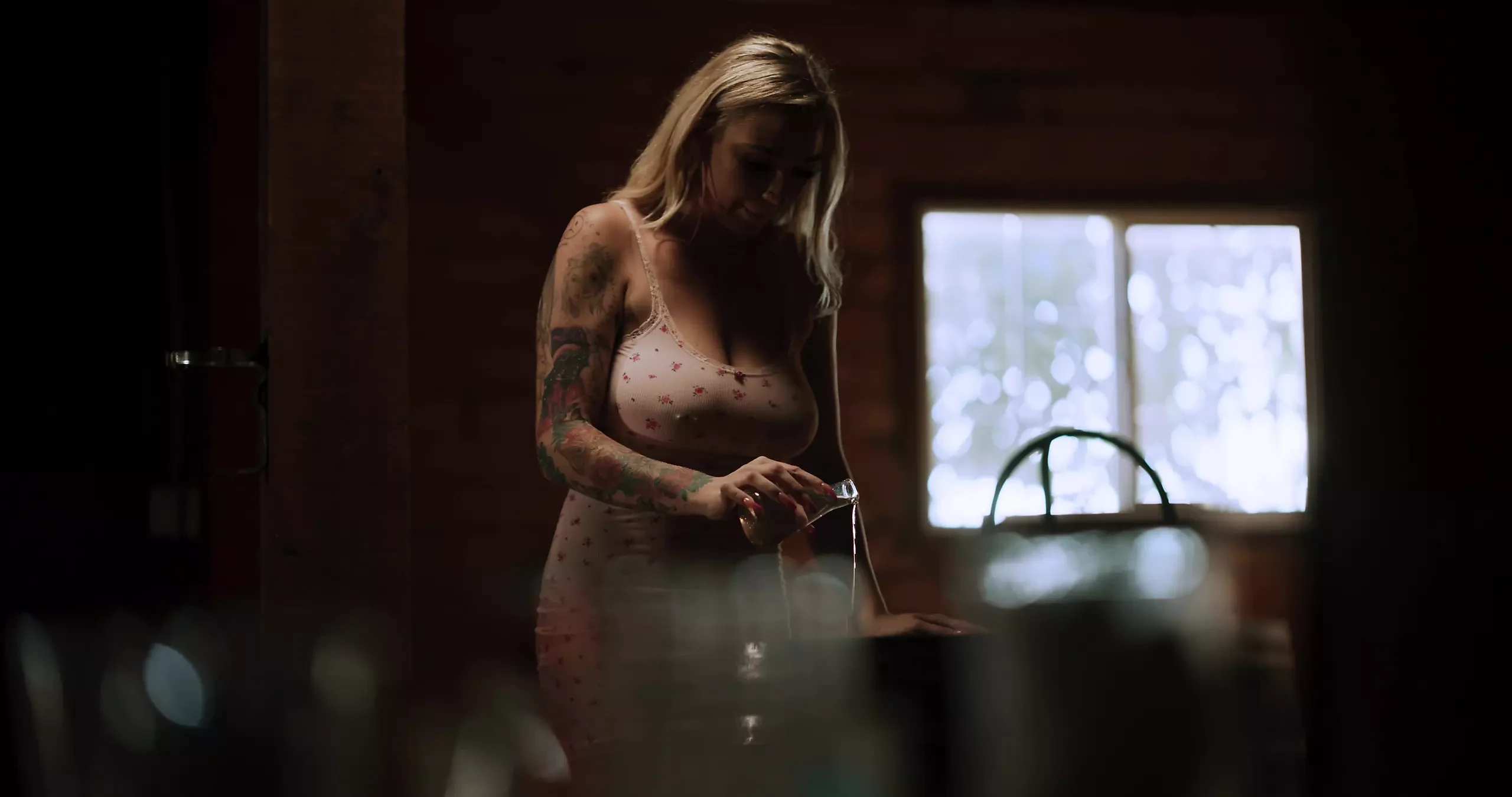 Busty Kendra Sunderland Turns Alien Creature into Her Sex Monster