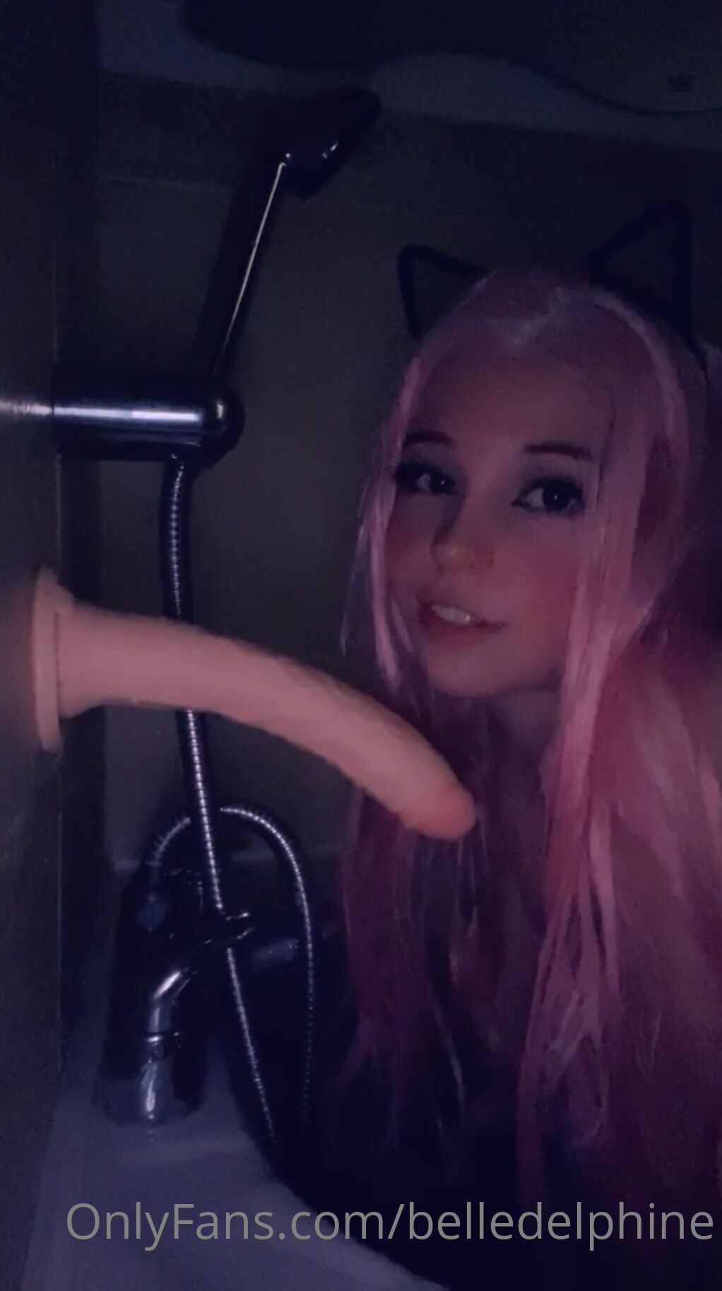 Belle Delphine fucking dildo in bath OF