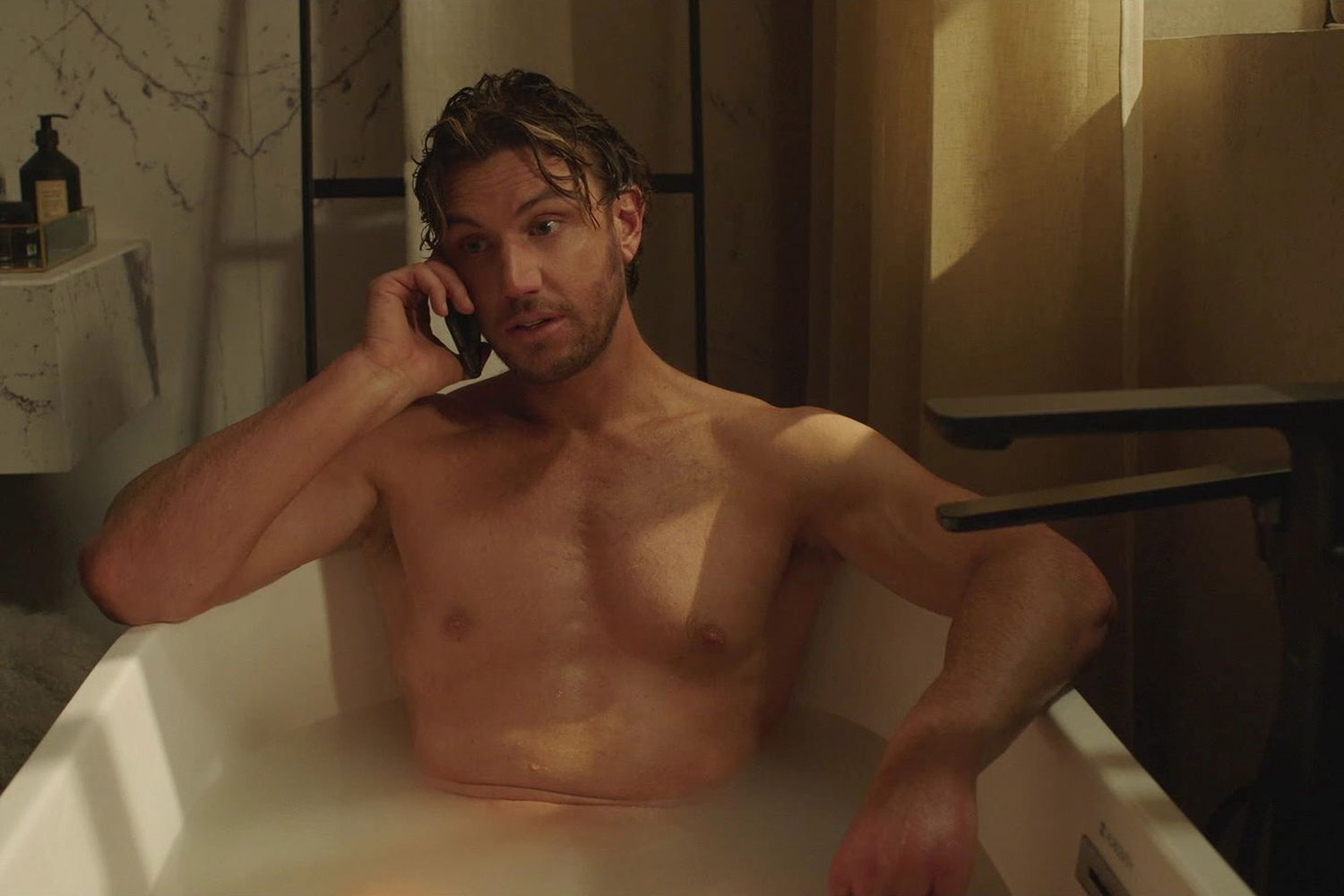 See Hoda Kotbs Hilarious Reaction to Viral SexLife Shower Scene