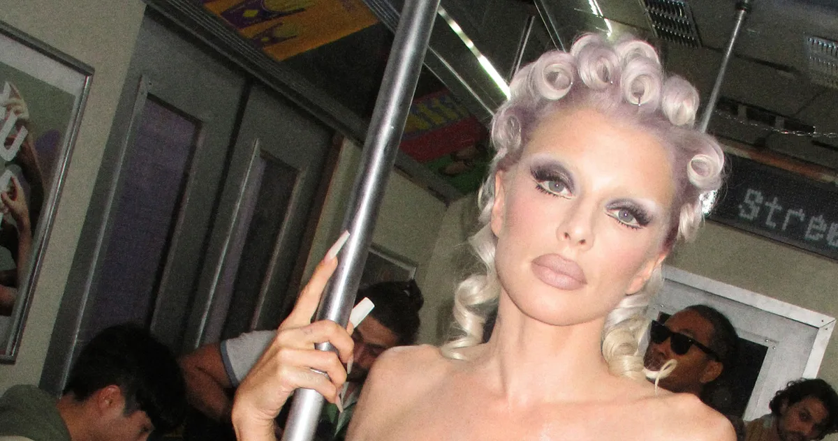 Julia Fox Poses Nude on the Subway for M.A.Cs Campaign