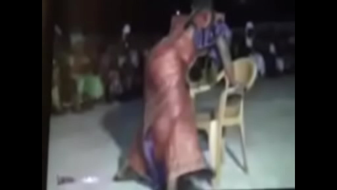 Leumbeul Sabar a la chaise.medium